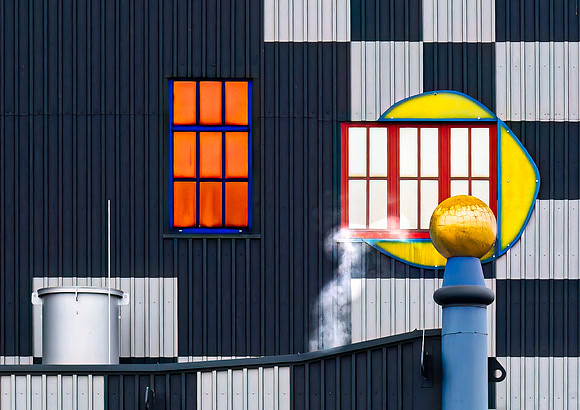 Gillian Tiplady_1_Hundertwasser Architecture. Spittelau Incinerator