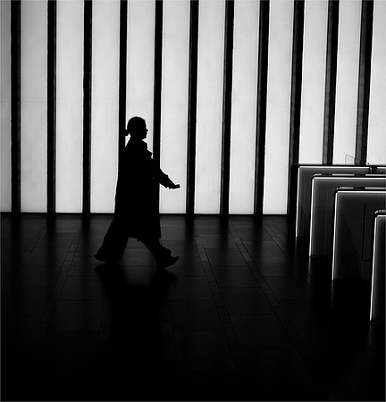 David Zinzan_Arriving for the night shift