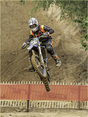 Martin Houghton_Defying gravity