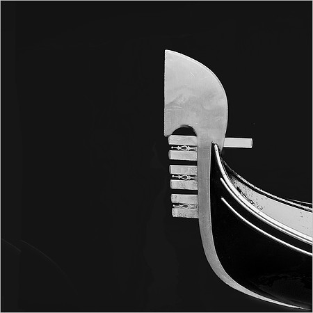 Rosemary Wilman_Gondola Dolfin