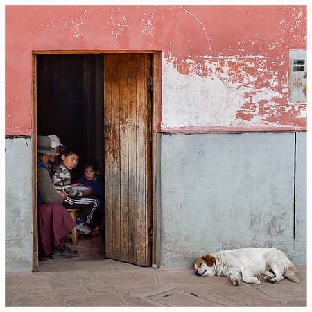 Lunch Interrupted, Chinchero, Peru