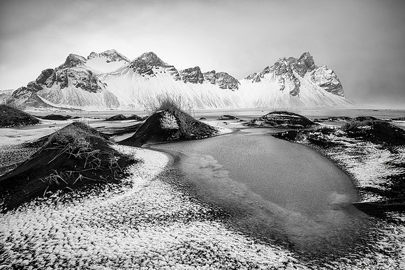 Nicky Rochussen_The frozen beach at Stokknes Peninsula