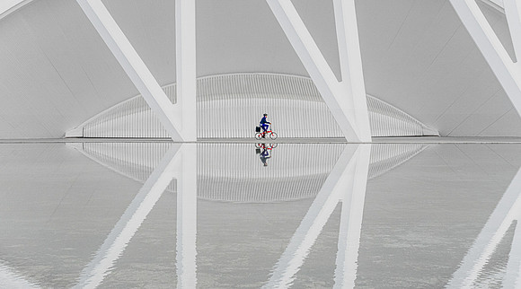 Gillian Tiplady_The Art Of Cycling In Valencia